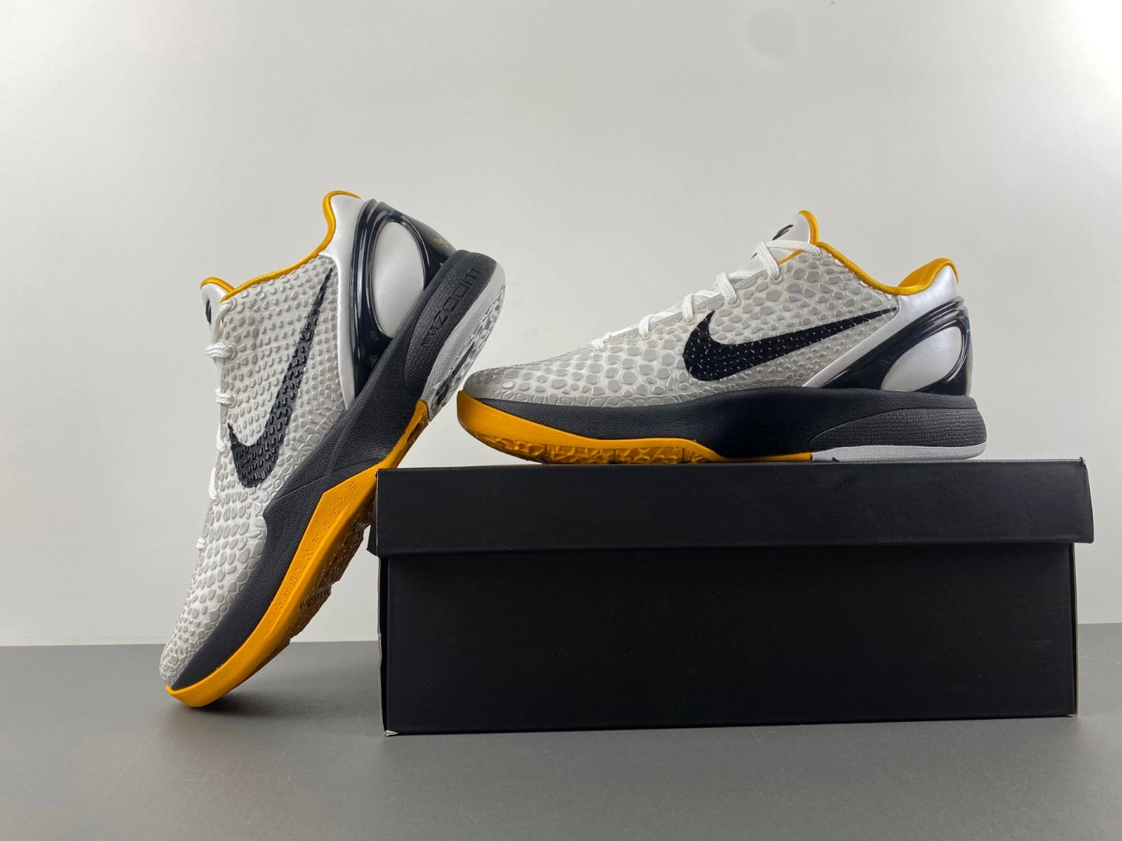 GX Kobe 6 Protro Playoff Pack White Del Sol CW2190- Stylish 1017