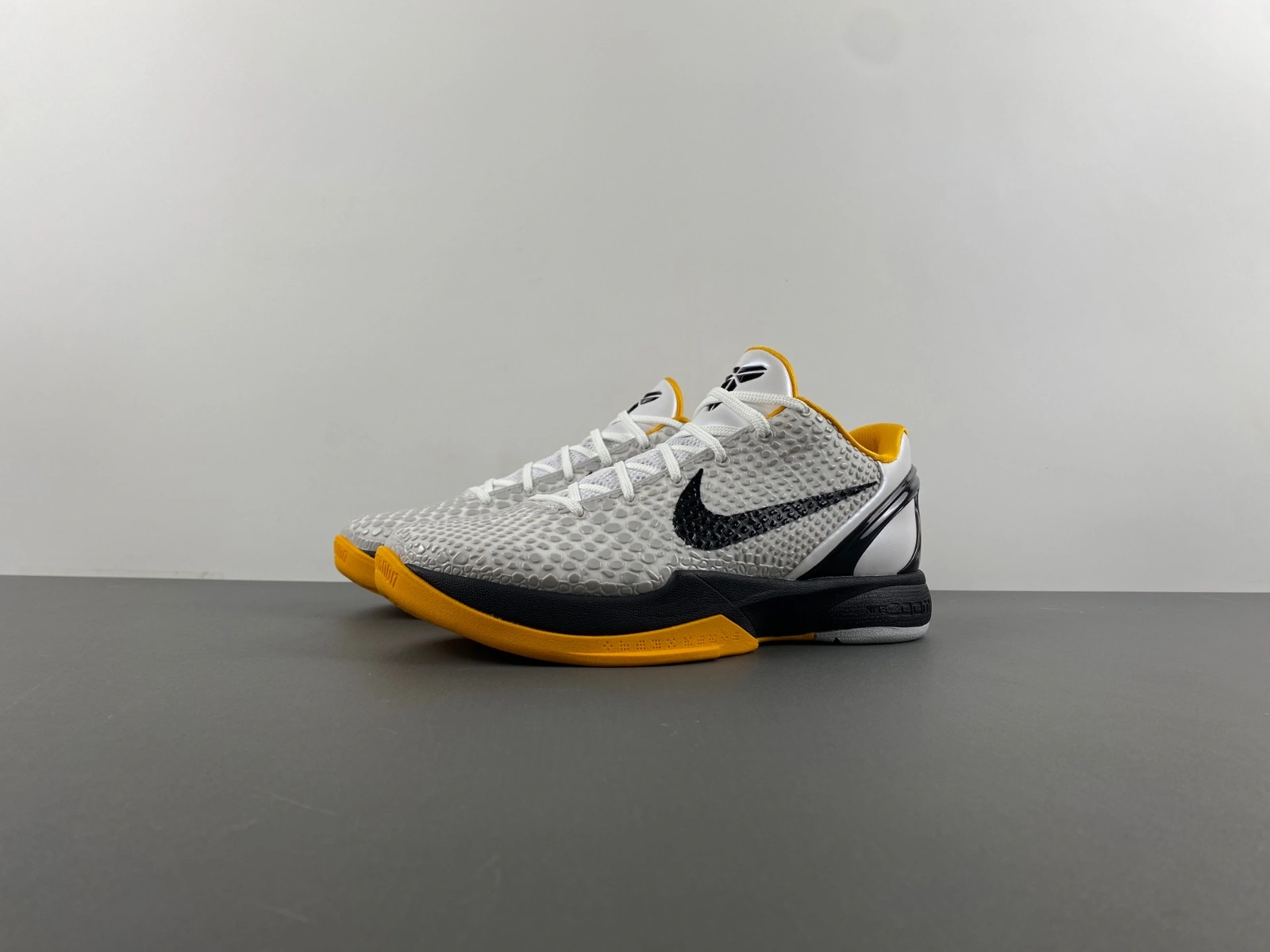 GX Kobe 6 Protro Playoff Pack White Del Sol CW2190- Stylish 1017