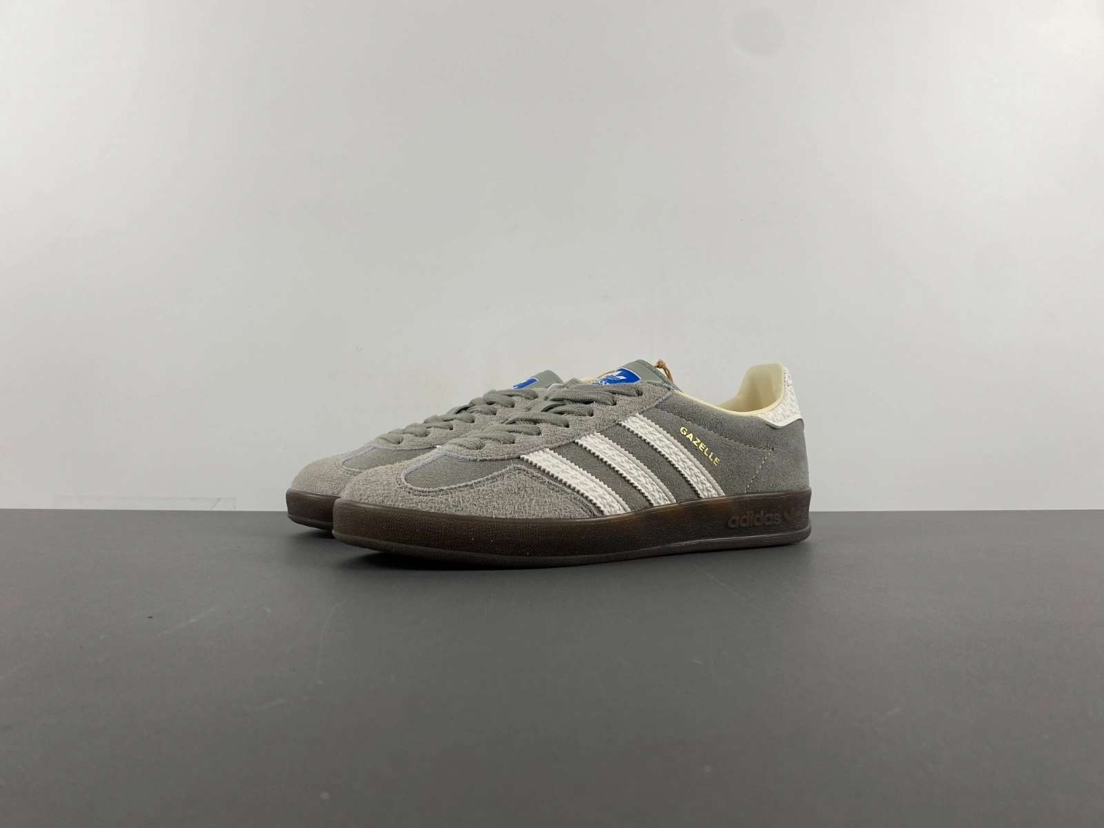 Gazelle Indoor Dark Grey White IF ComfortFit 2775