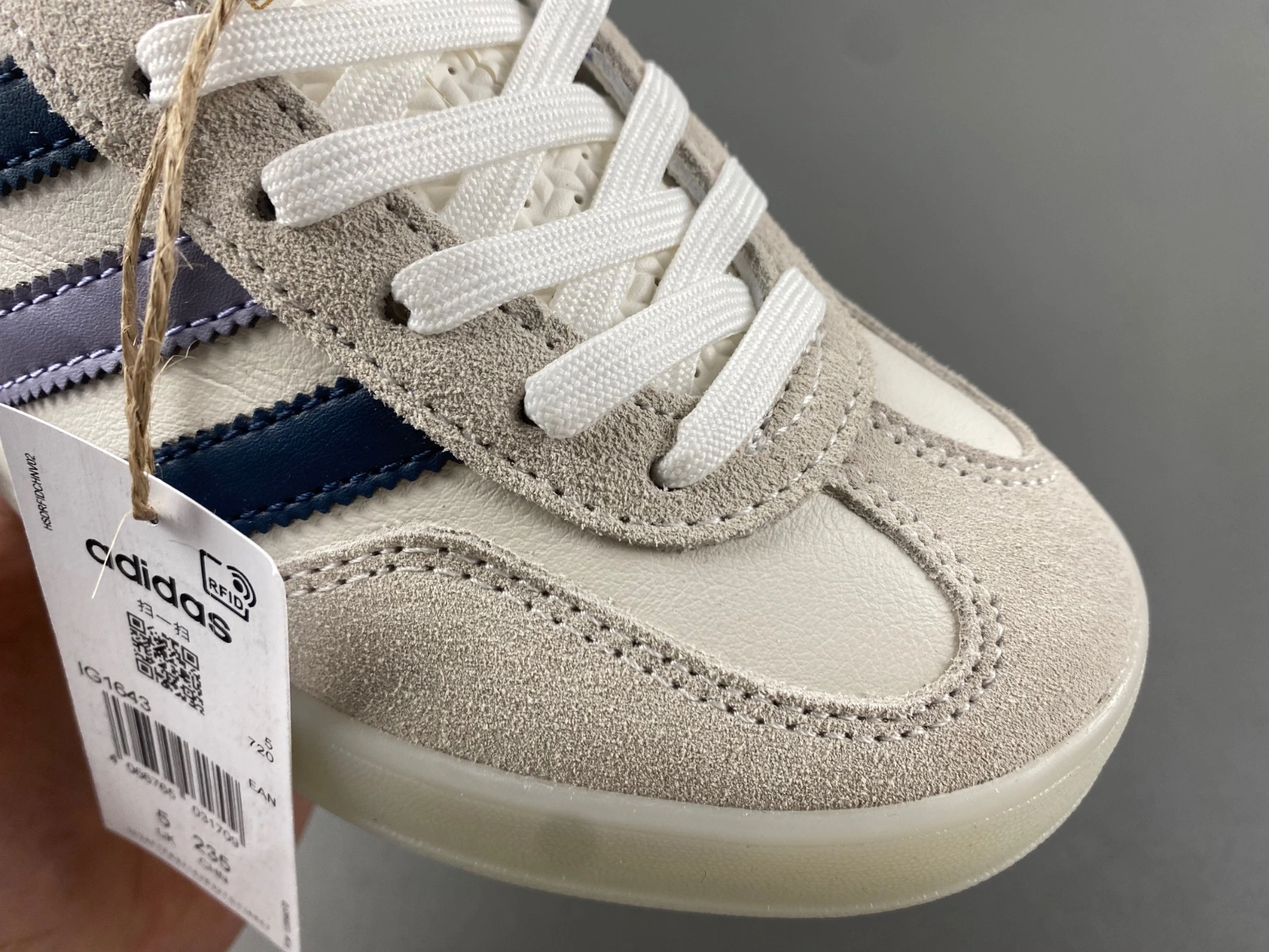 Gazelle Indoor White Preloved Ink IG Classic 2794