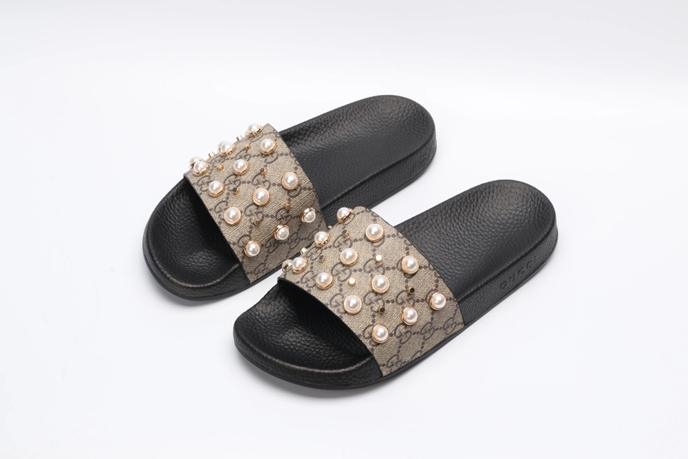 Unique G*cci Sandals 3611