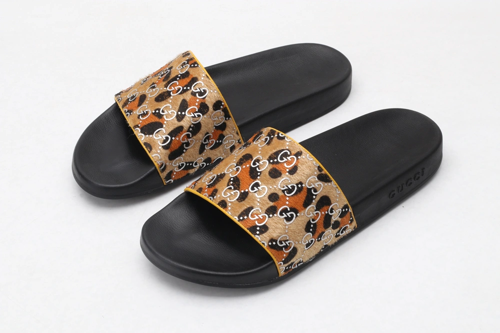 G*cci Sandals Breathable 3616