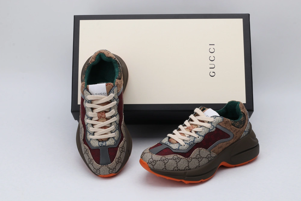 Reliable G*cci Sneaker 3674