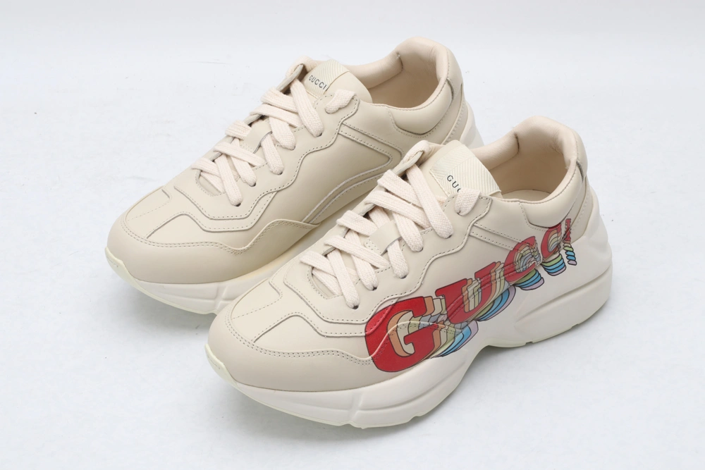 G*cci Sneaker Stretchable 3653