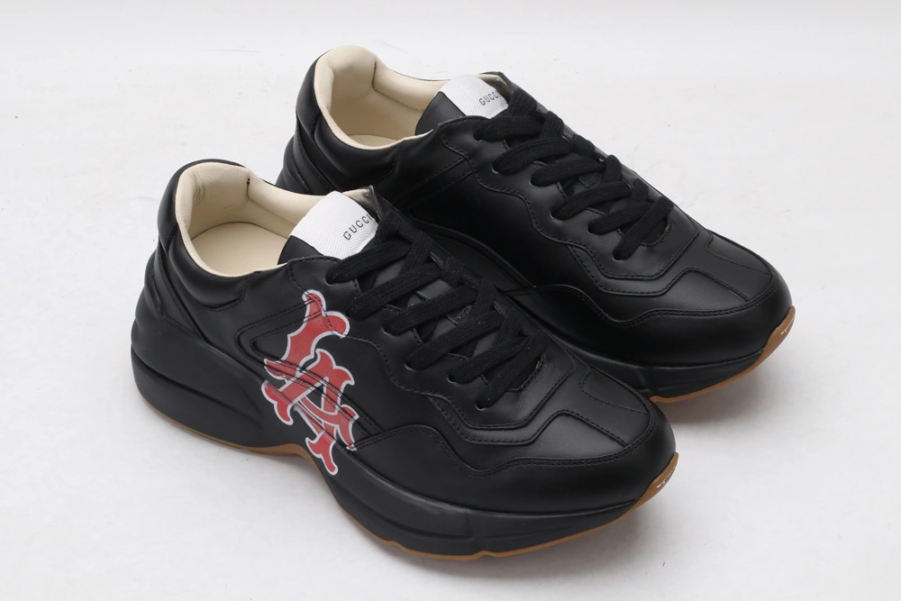 G*cci Sneaker Packable 3619