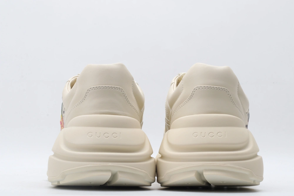 G*cci Sneaker EyeCatching 3667