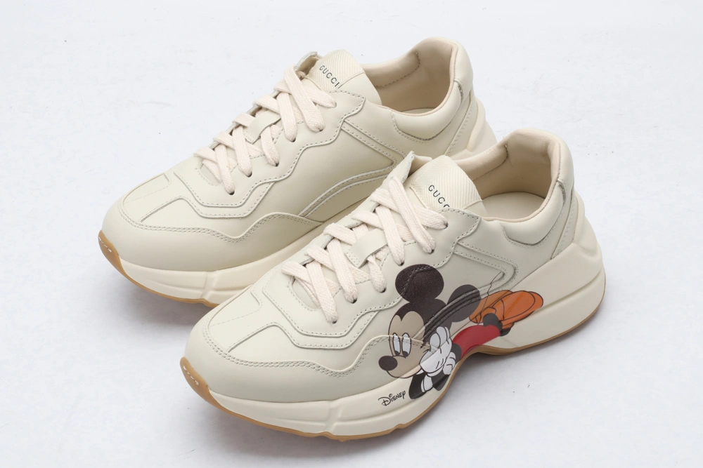 G*cci Sneaker WaterResistant 3666
