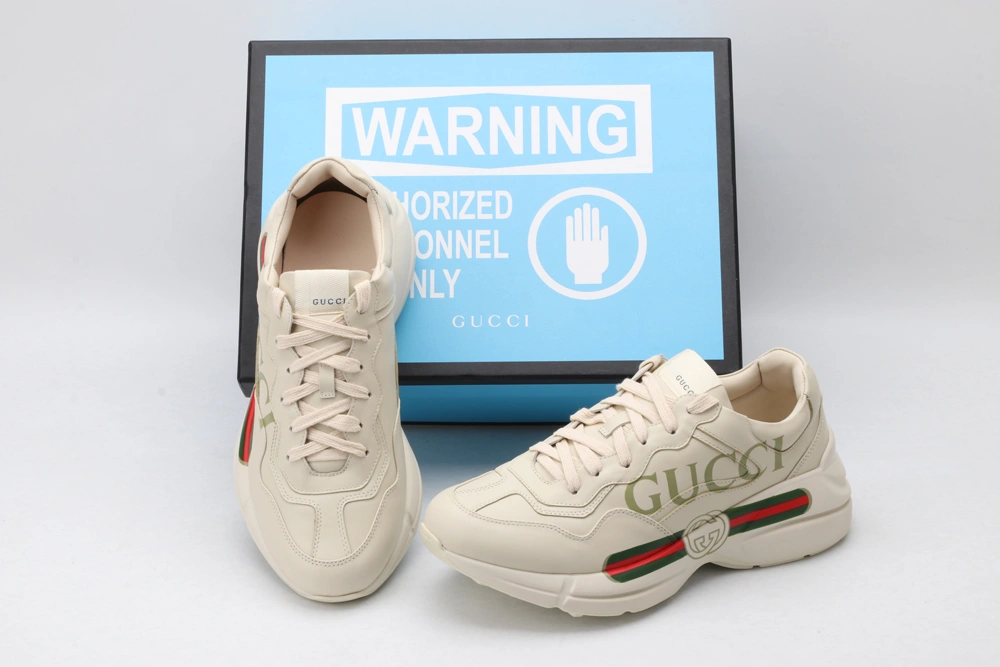 G*cci Sneaker Compact 3662