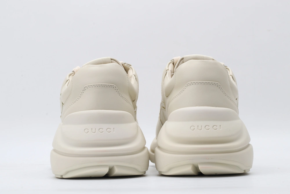 G*cci Sneaker Compact 3662