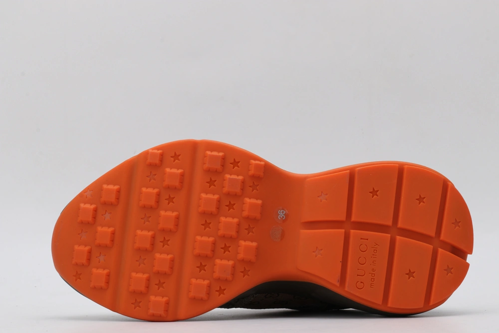 Reliable G*cci Sneaker 3674