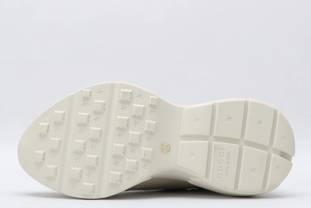 G*cci Sneaker Lightweight 3642