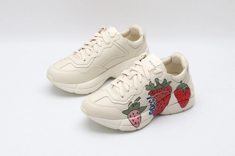G*cci Sneaker Comfortable 3659