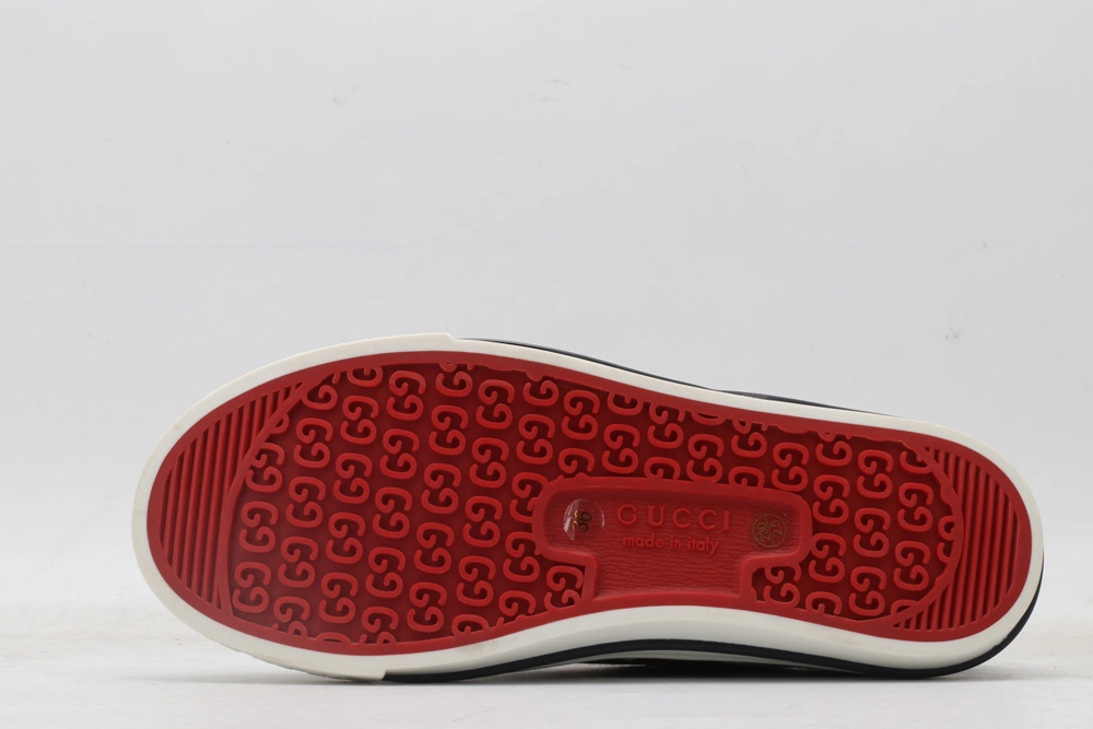 Comfortable G*cci Sneaker 3617