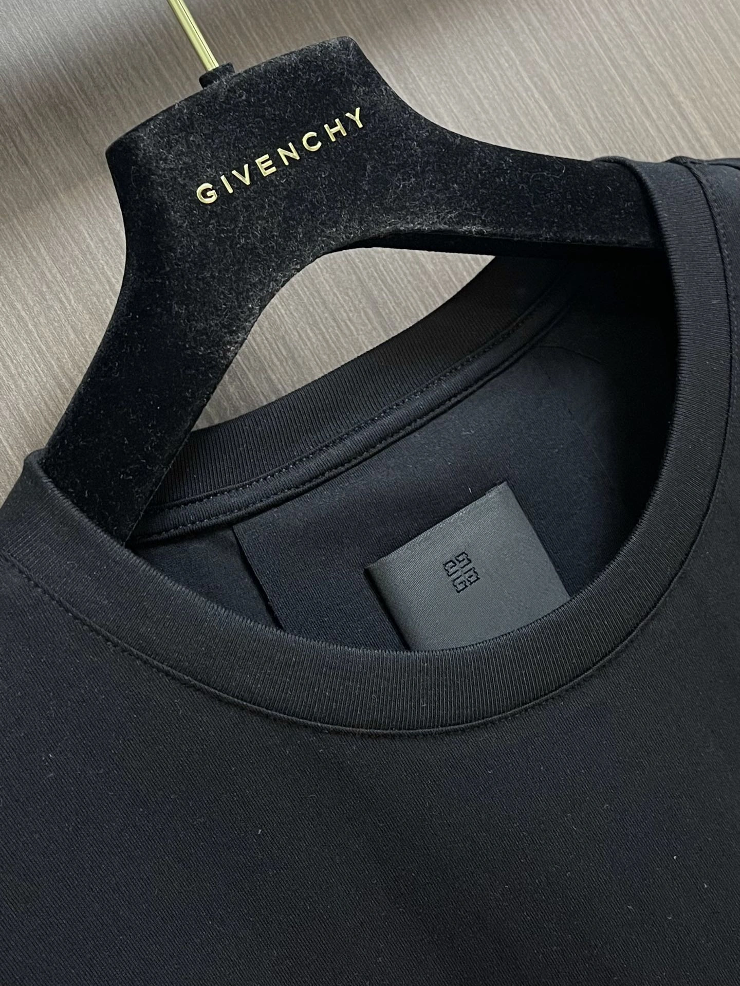 G*ivenchy T-shirt Top Quality D17 20240326- EasyMatch 14223