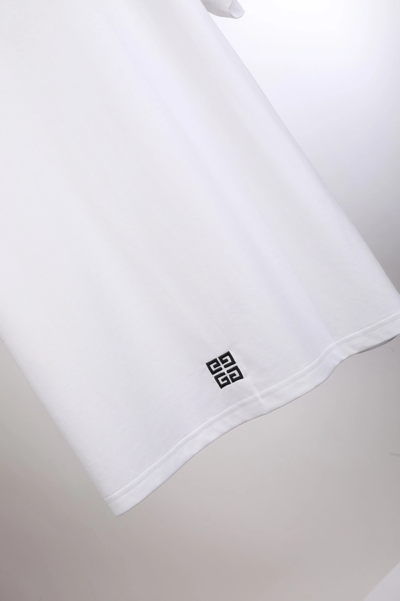 WellDesigned G*ivenchy T-shirt Top Quality D17 20240504- 14188