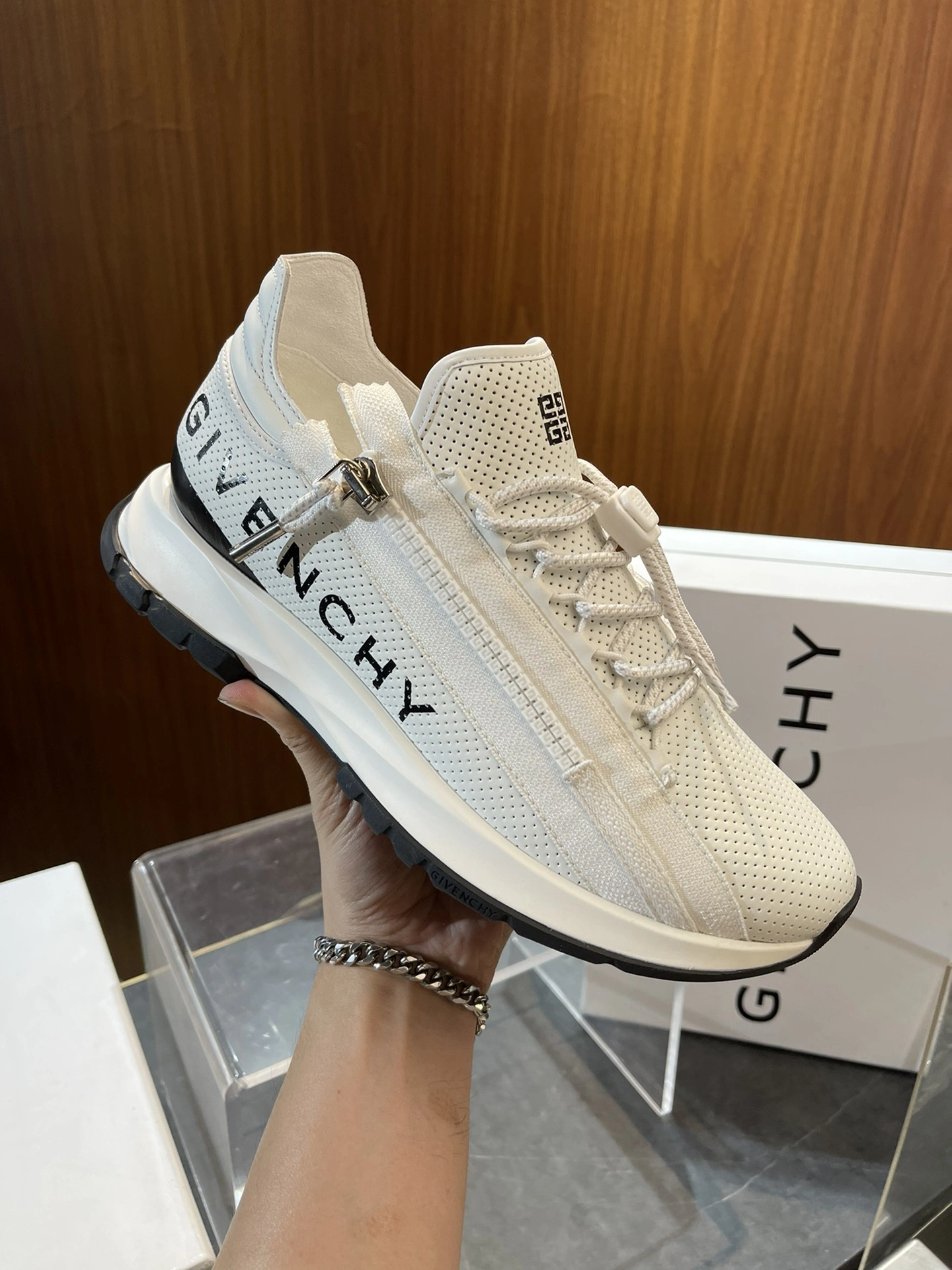 G*ivenchy Top Sneaker Low RR 20240815- Neat 7453