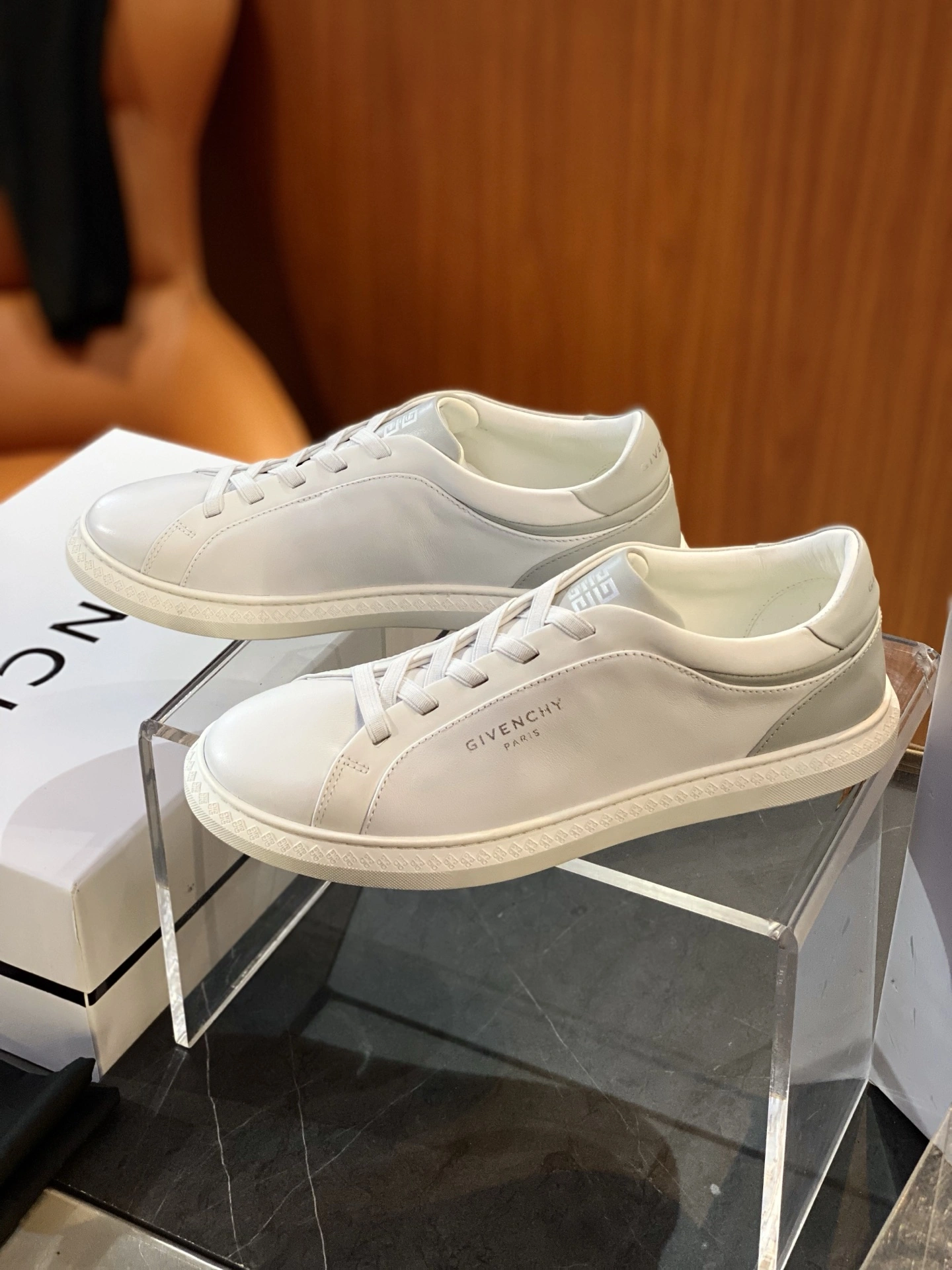 Stylish G*ivenchy Top Sneaker Low RR 20250416- 7445