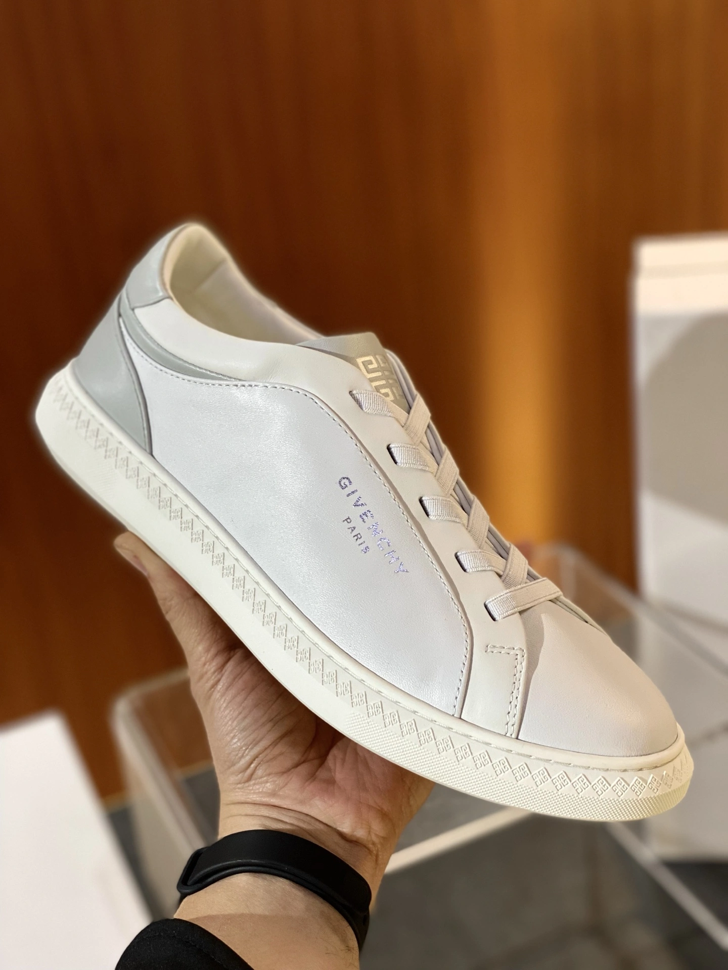 Stylish G*ivenchy Top Sneaker Low RR 20250416- 7445