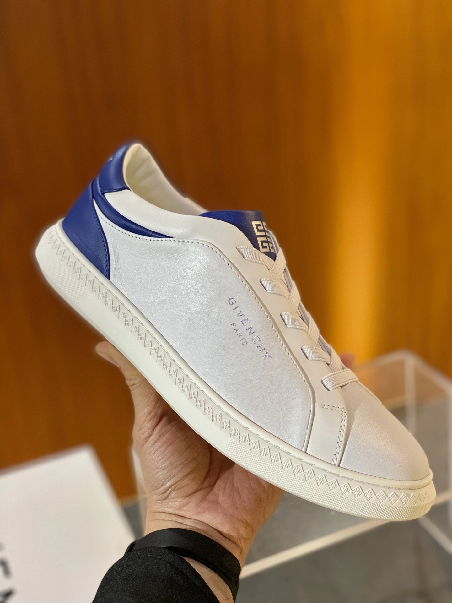 Lightweight G*ivenchy Top Sneaker Low RR 20250416- 7443