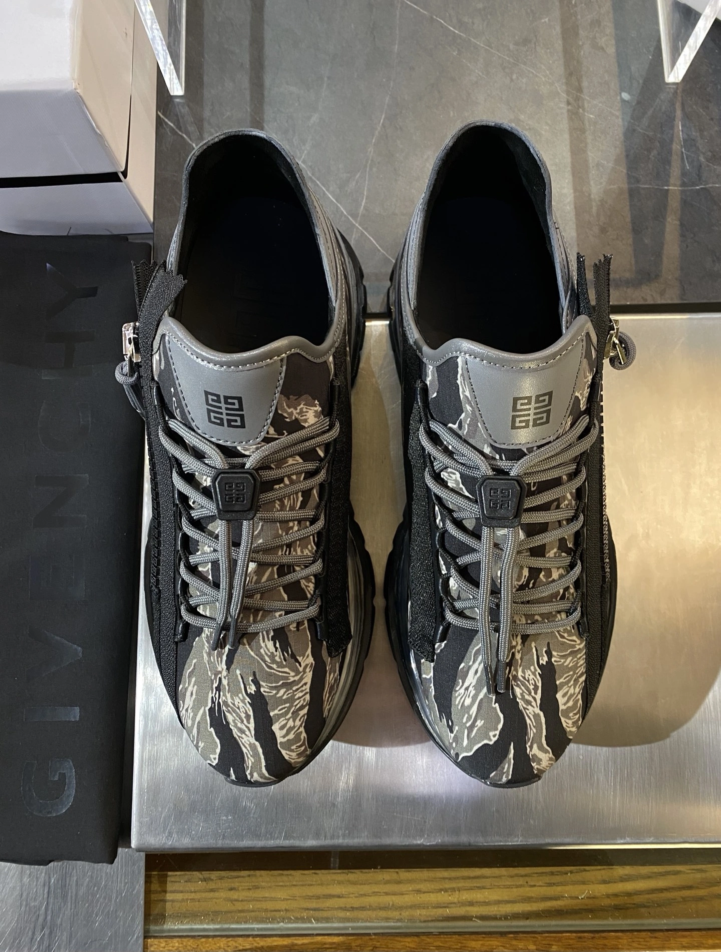 Timeless G*ivenchy Top Sneaker Low RR 20250416- 7440