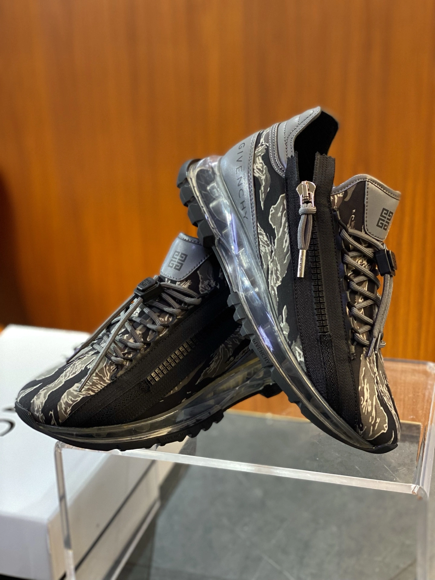 Timeless G*ivenchy Top Sneaker Low RR 20250416- 7440