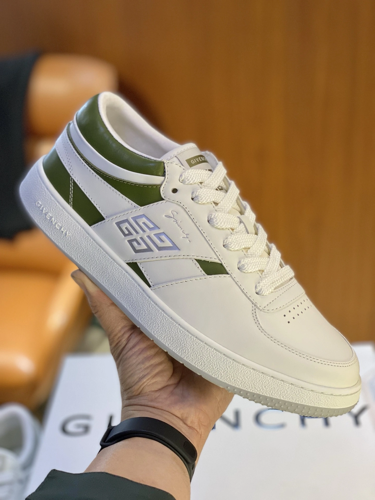 G*ivenchy Top Sneaker Low RR 20250416- Sleek 7447