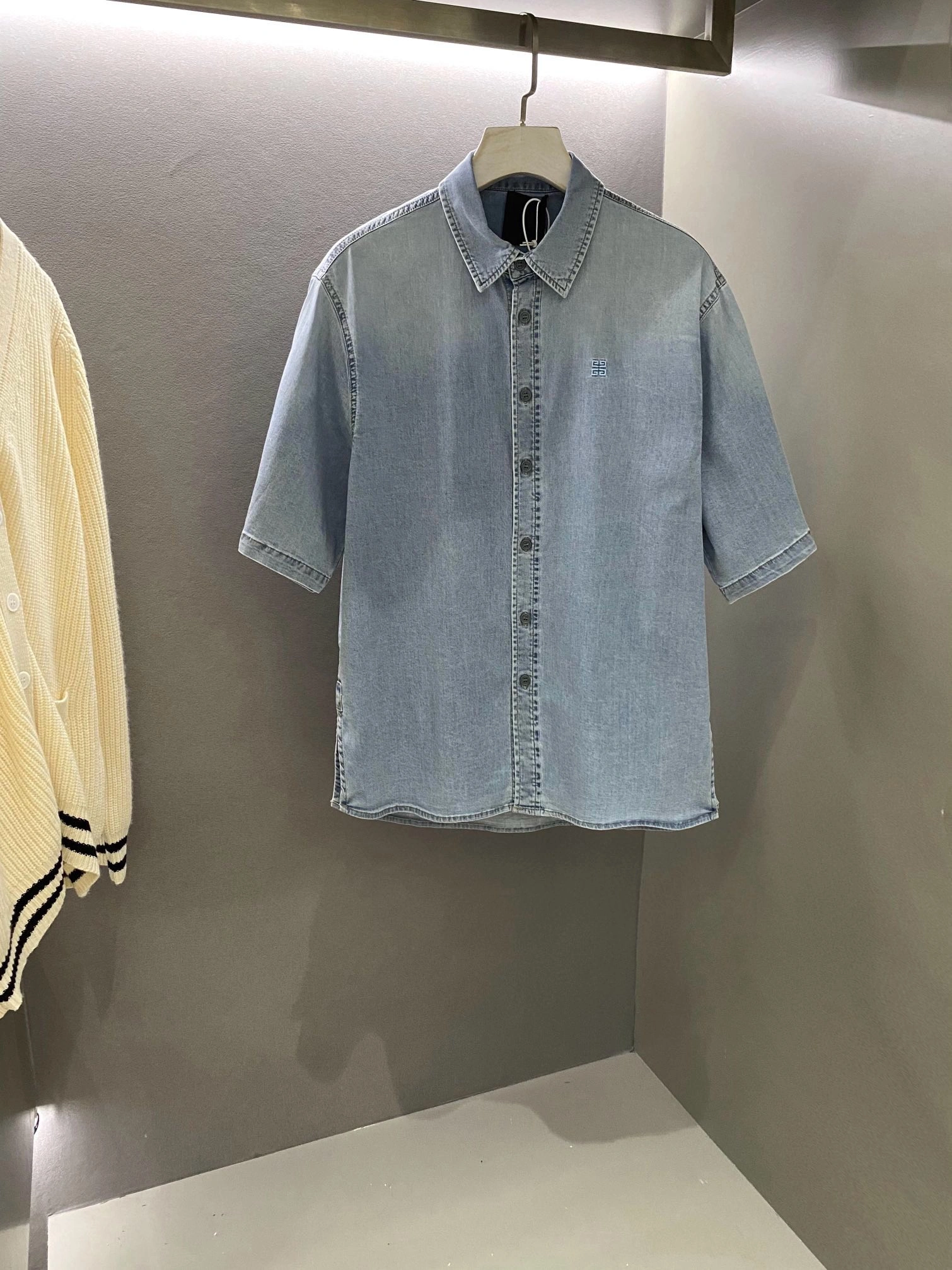 Trendsetting G*ivenchy shirt Top Quality D17 20240330- 14217