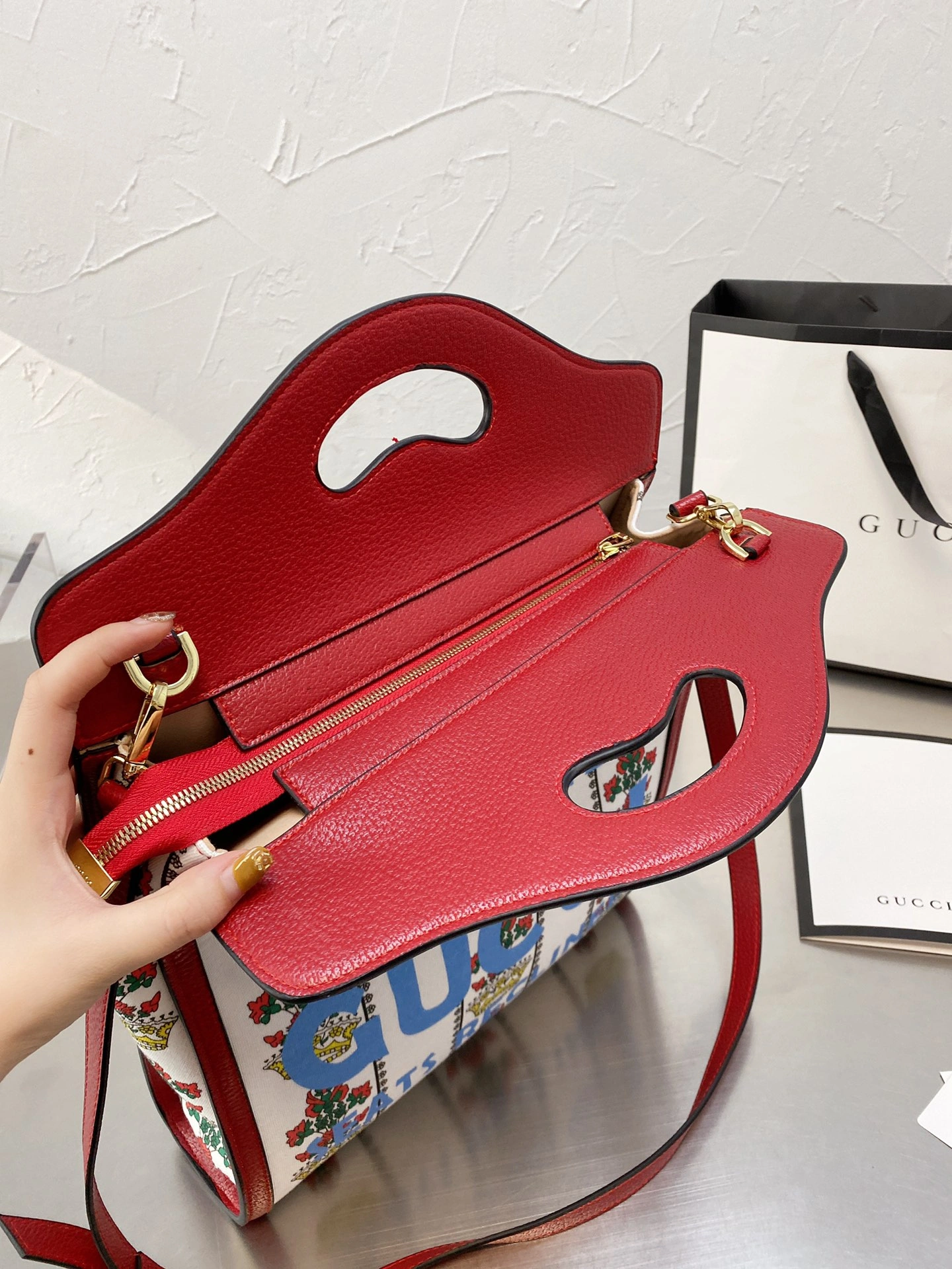 Comfortable G*ucci Bag Top Quality 33*32CM 7960