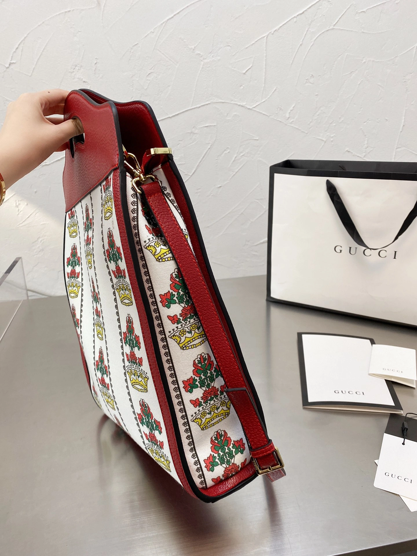 Comfortable G*ucci Bag Top Quality 33*32CM 7960
