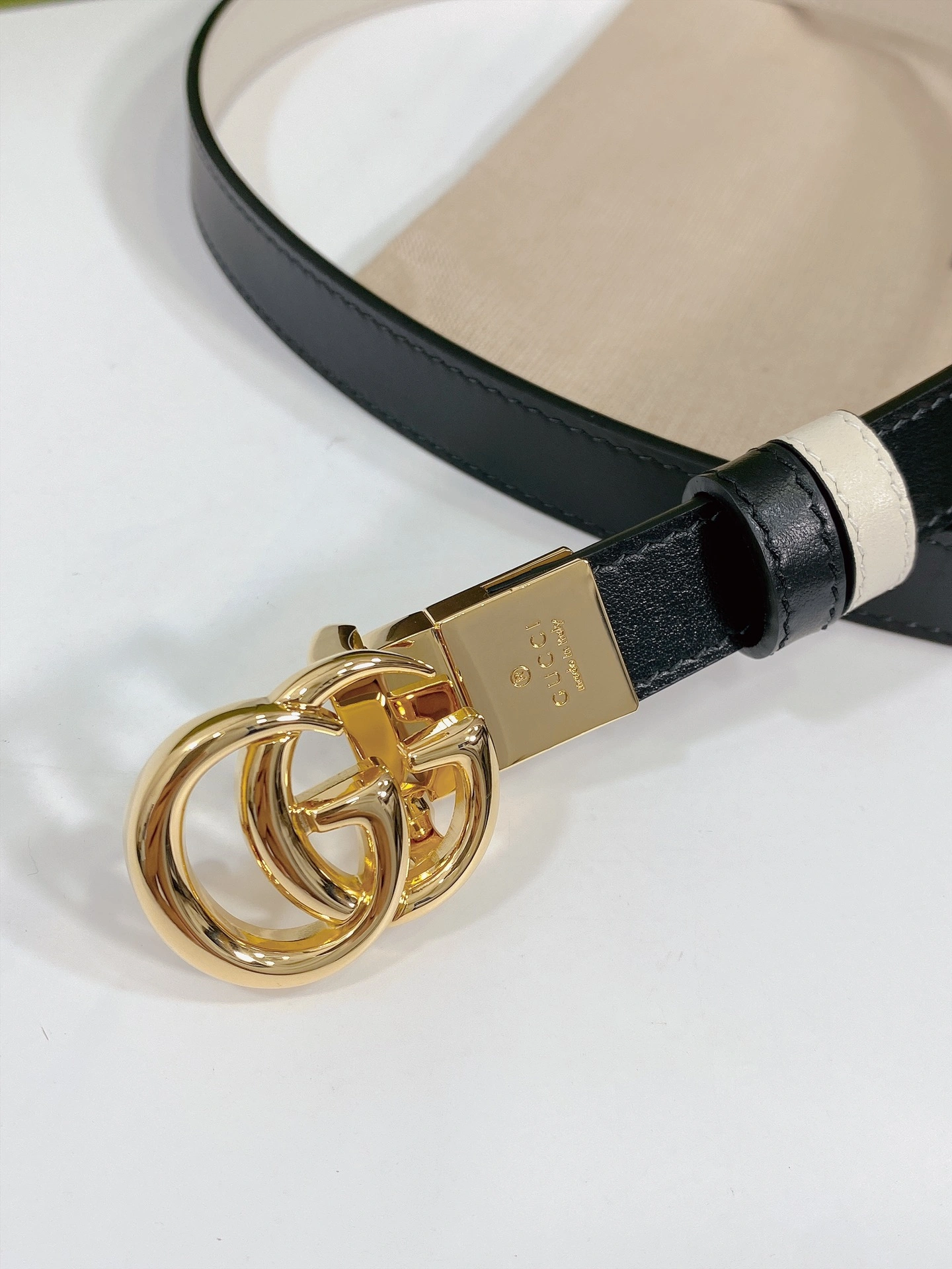SoftTouch G*ucci Belts Top Version 14980