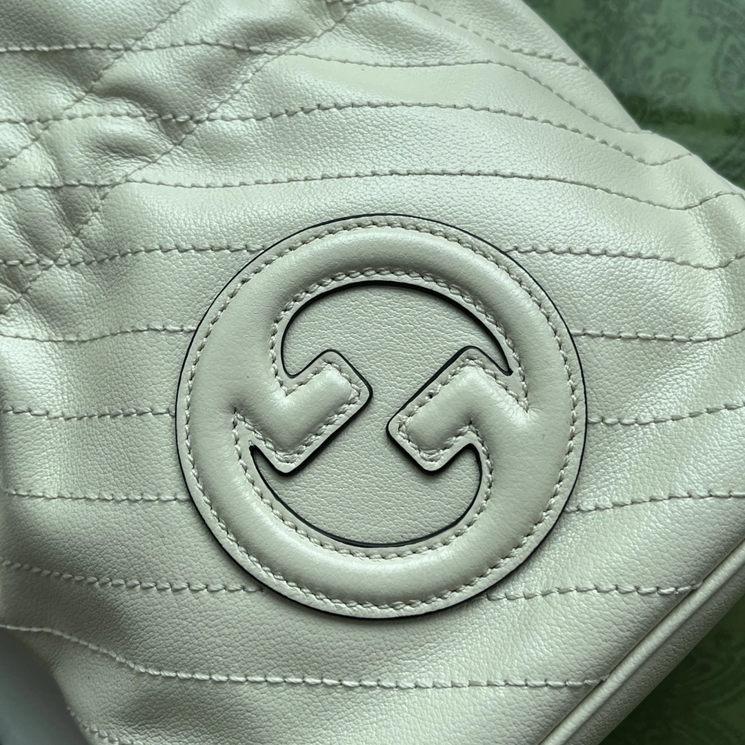 Versatile G*ucci Crossbody bag Top Quality HT 20231012-29 19*15*8 cm 7908