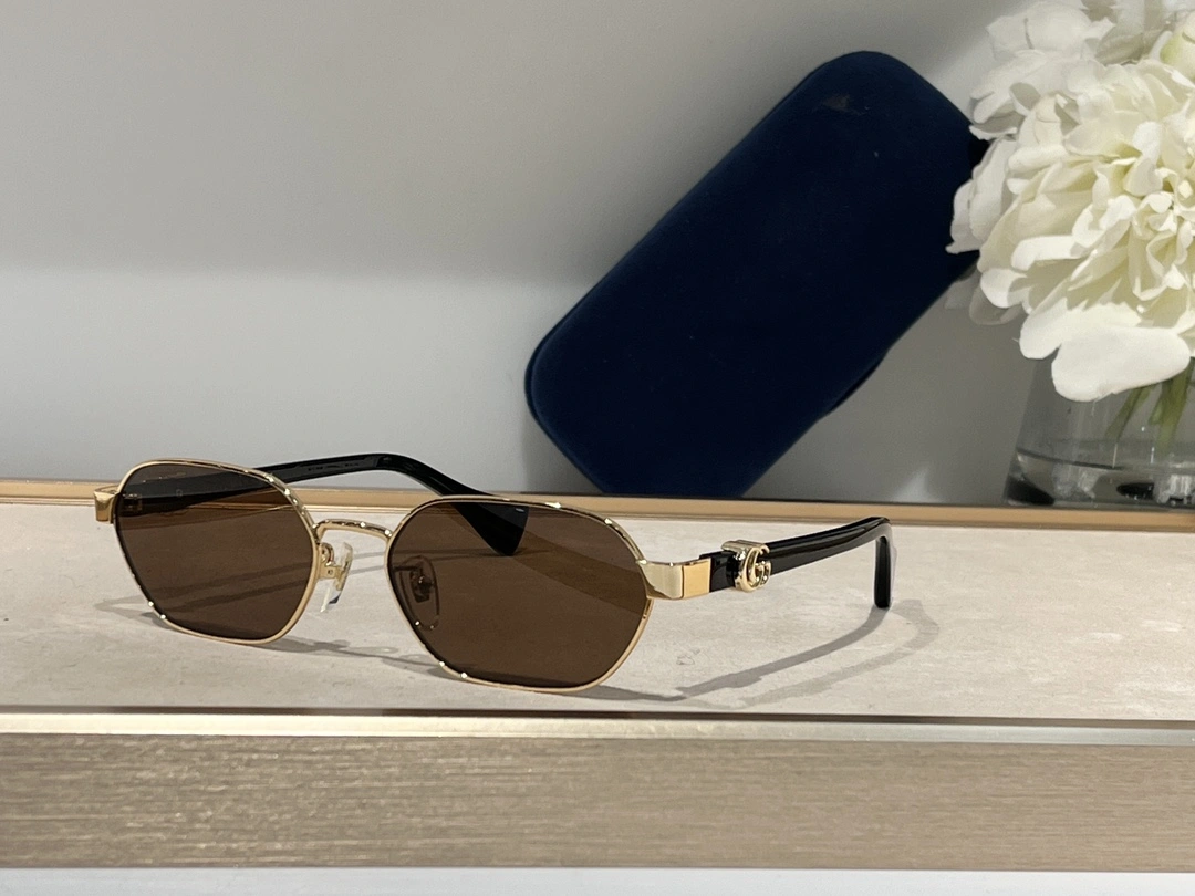 G*ucci Glasses Top XX 20240325- StreetReady 16684