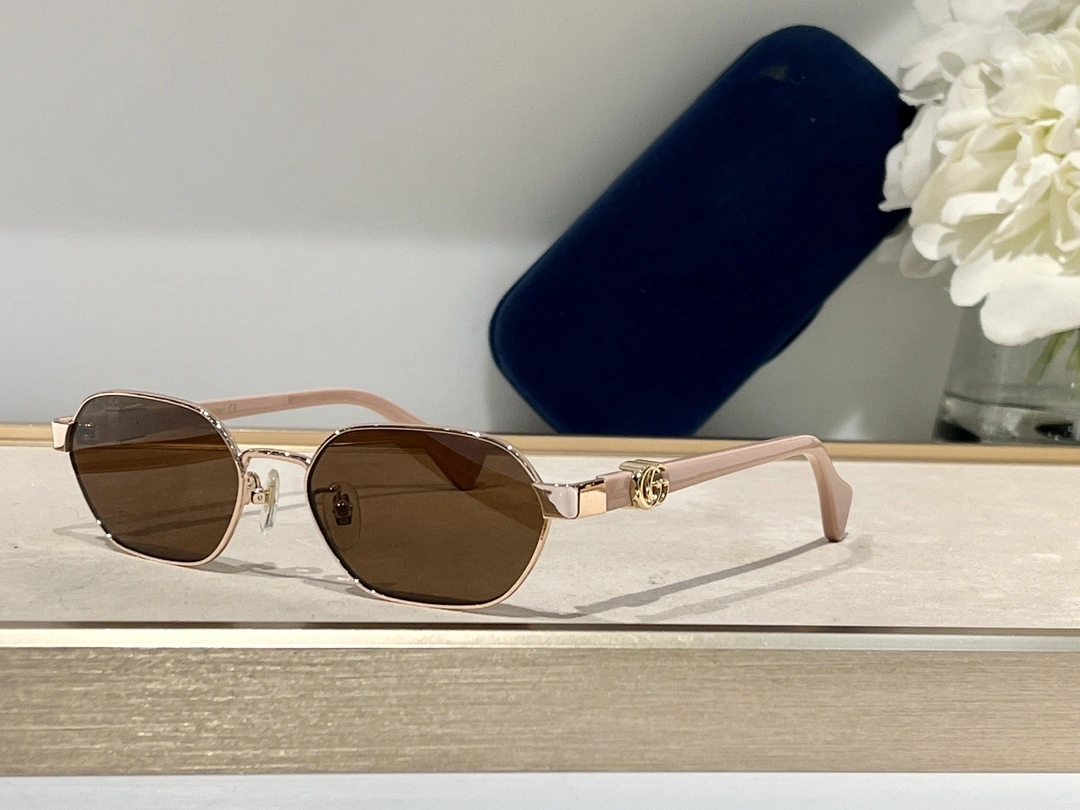 G*ucci Glasses Top XX 20240325- StreetReady 16684