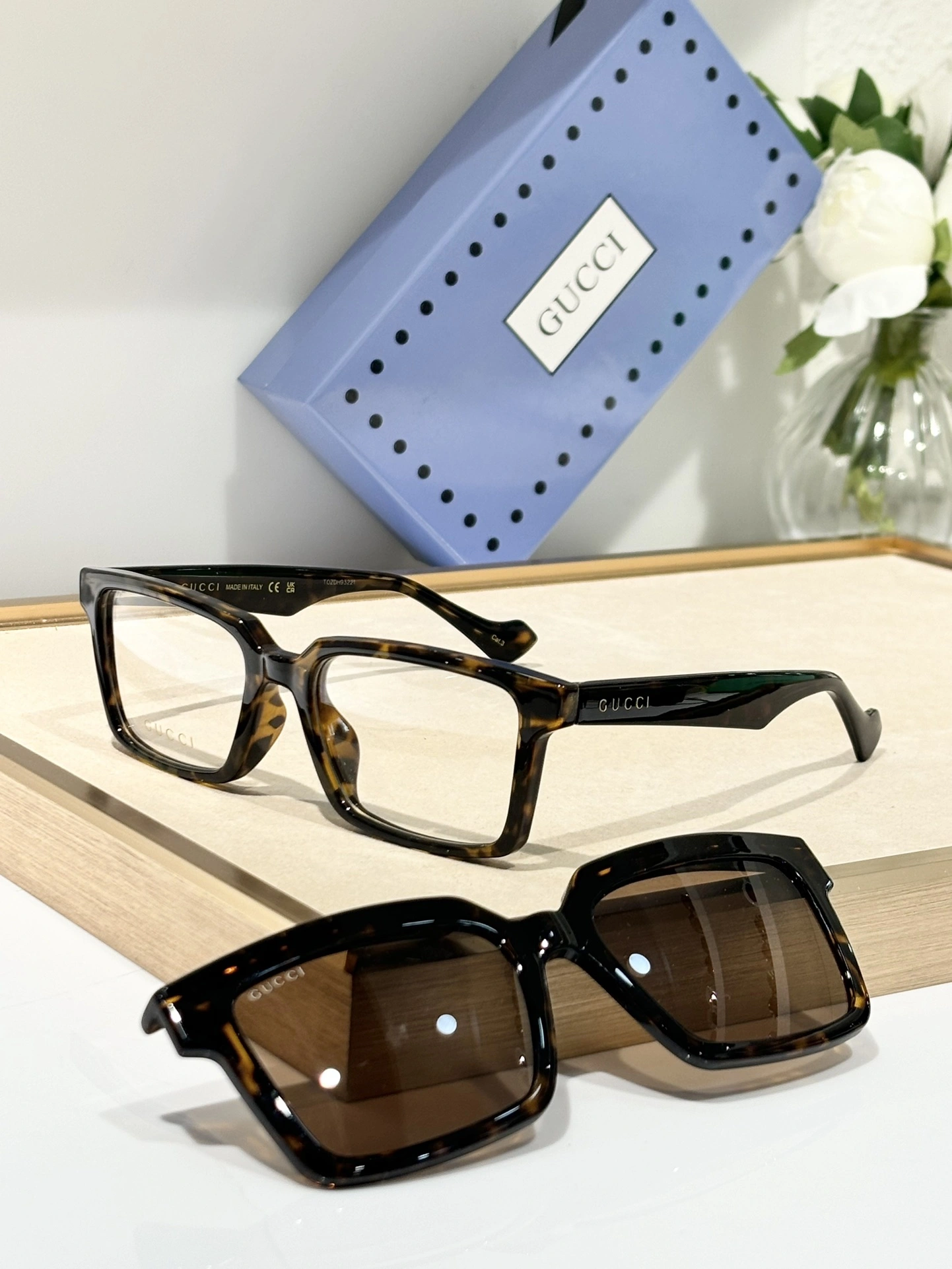 SmoothTexture G*ucci Glasses Top XX 20240408- 16663