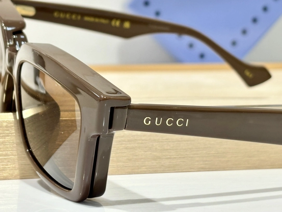 SmoothTexture G*ucci Glasses Top XX 20240408- 16663