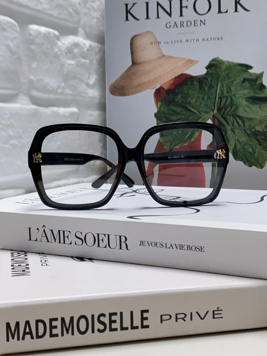 Soft G*ucci Glasses Top XX 20250402- 16559