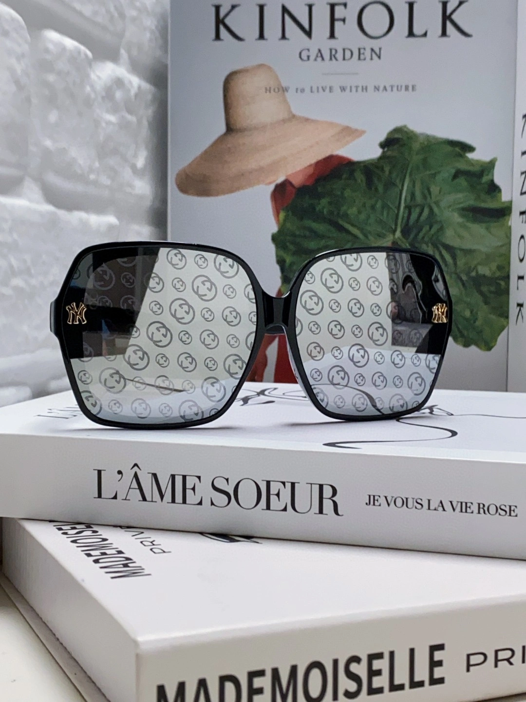 Soft G*ucci Glasses Top XX 20250402- 16559
