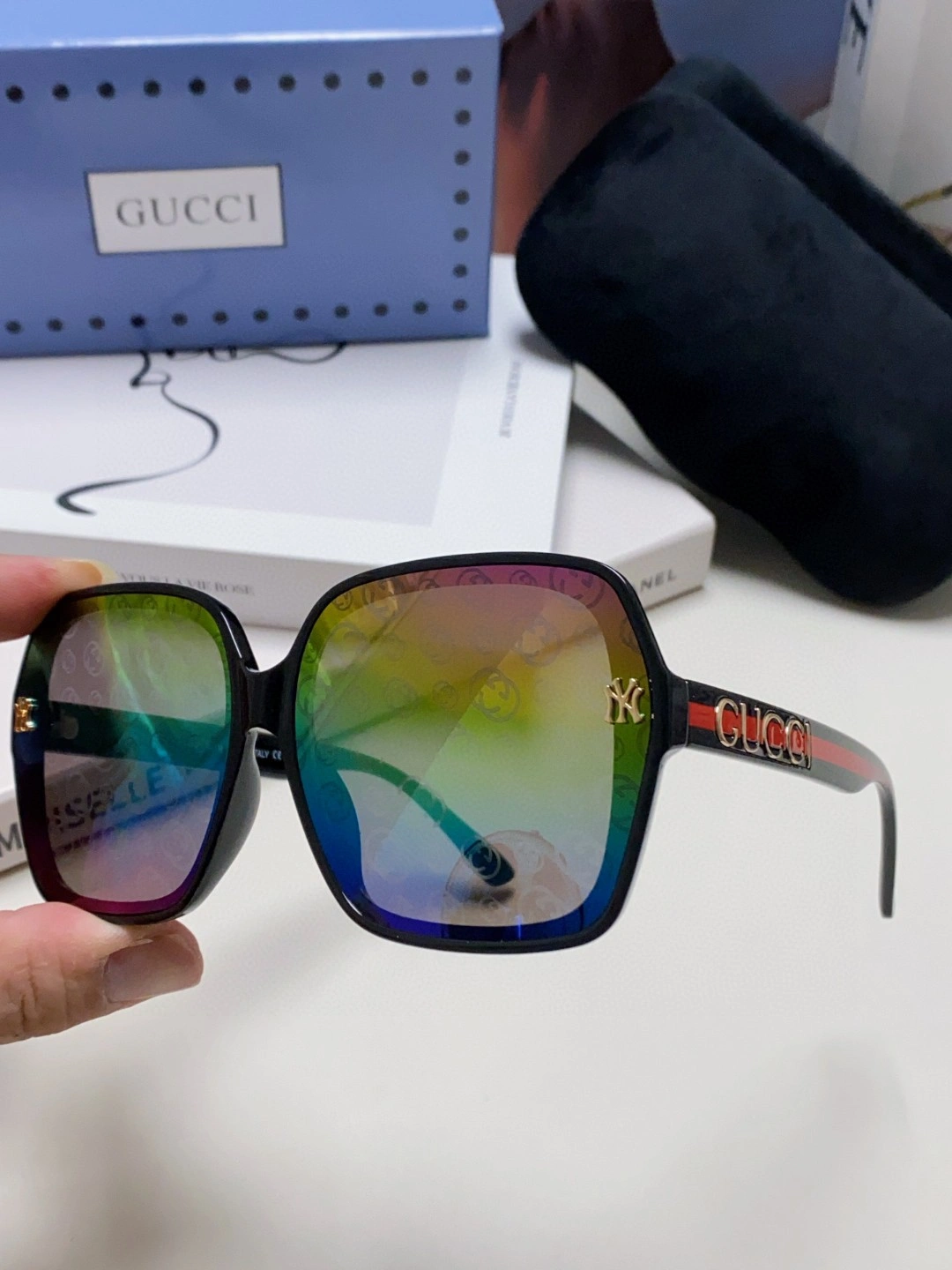 Soft G*ucci Glasses Top XX 20250402- 16559