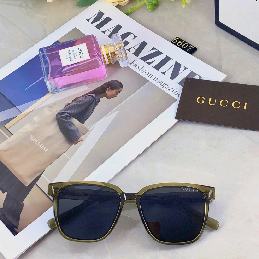 Neat G*ucci Glasses Top XX 20250402- 16550