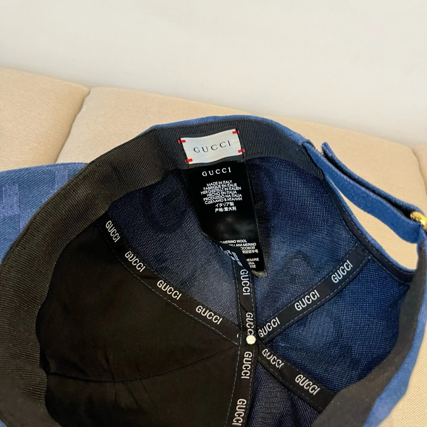 SmoothTexture G*ucci Hats Top XX250410- 17404