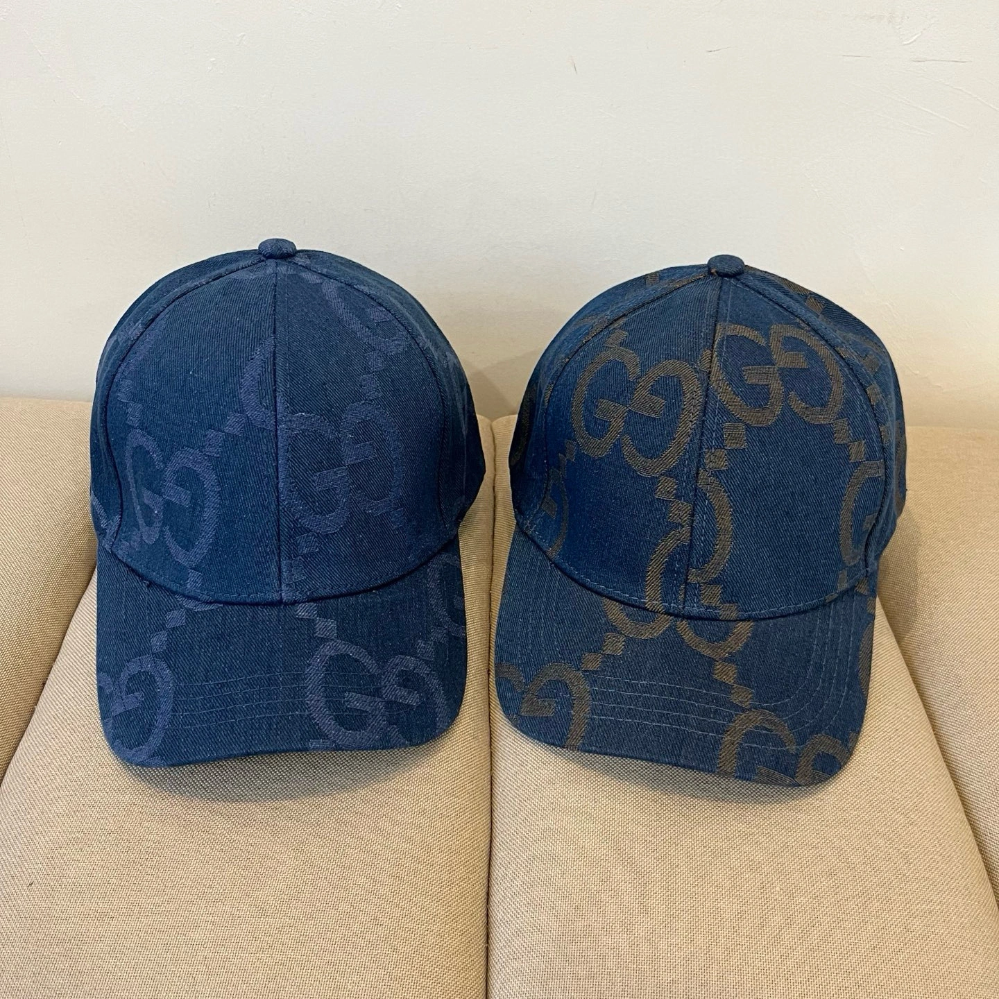 SmoothTexture G*ucci Hats Top XX250410- 17404