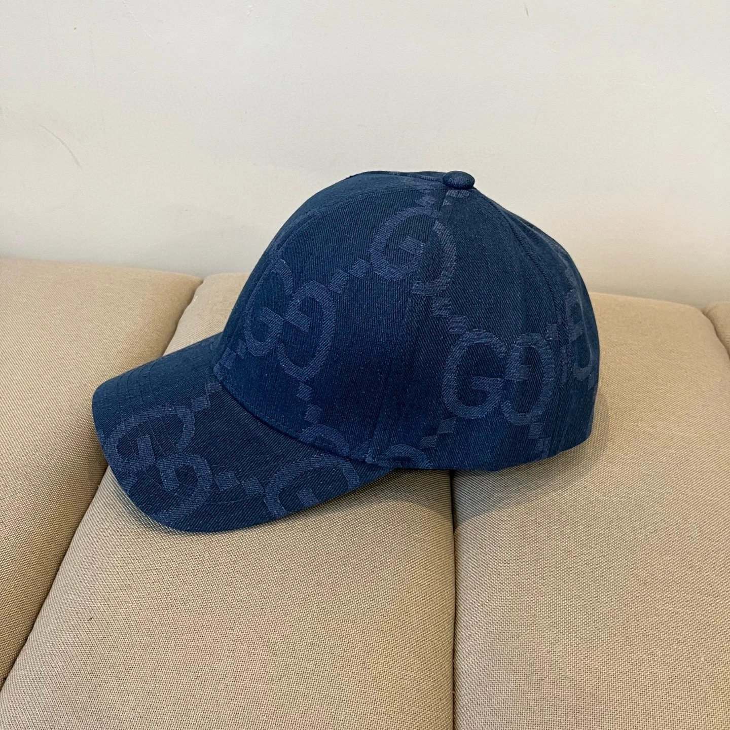 SmoothTexture G*ucci Hats Top XX250410- 17404