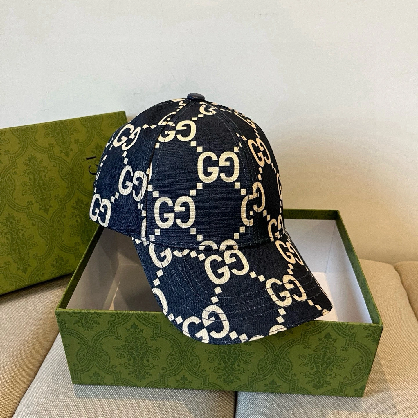 G*ucci Hats Top XX250410- Neat 17400