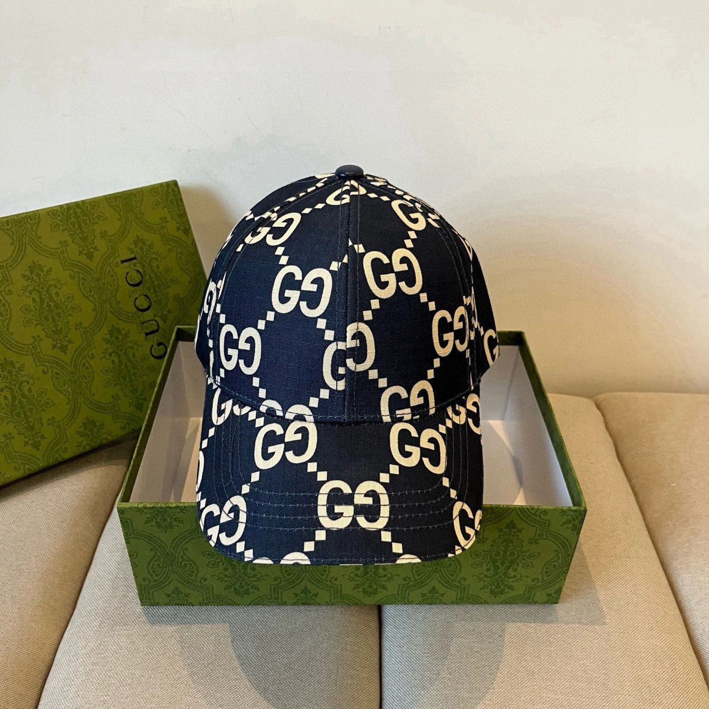 G*ucci Hats Top XX250410- Neat 17400