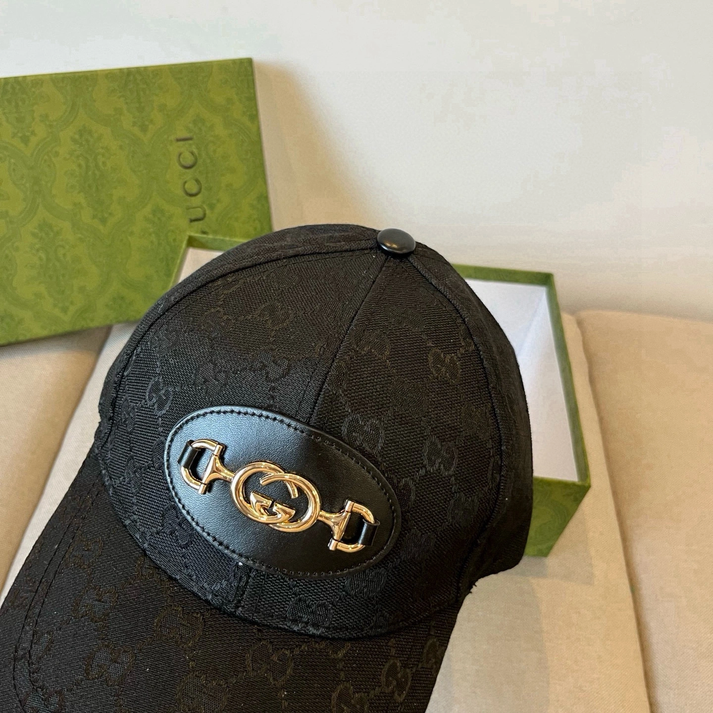 G*ucci Hats Top XX250410- Seasonal 17396