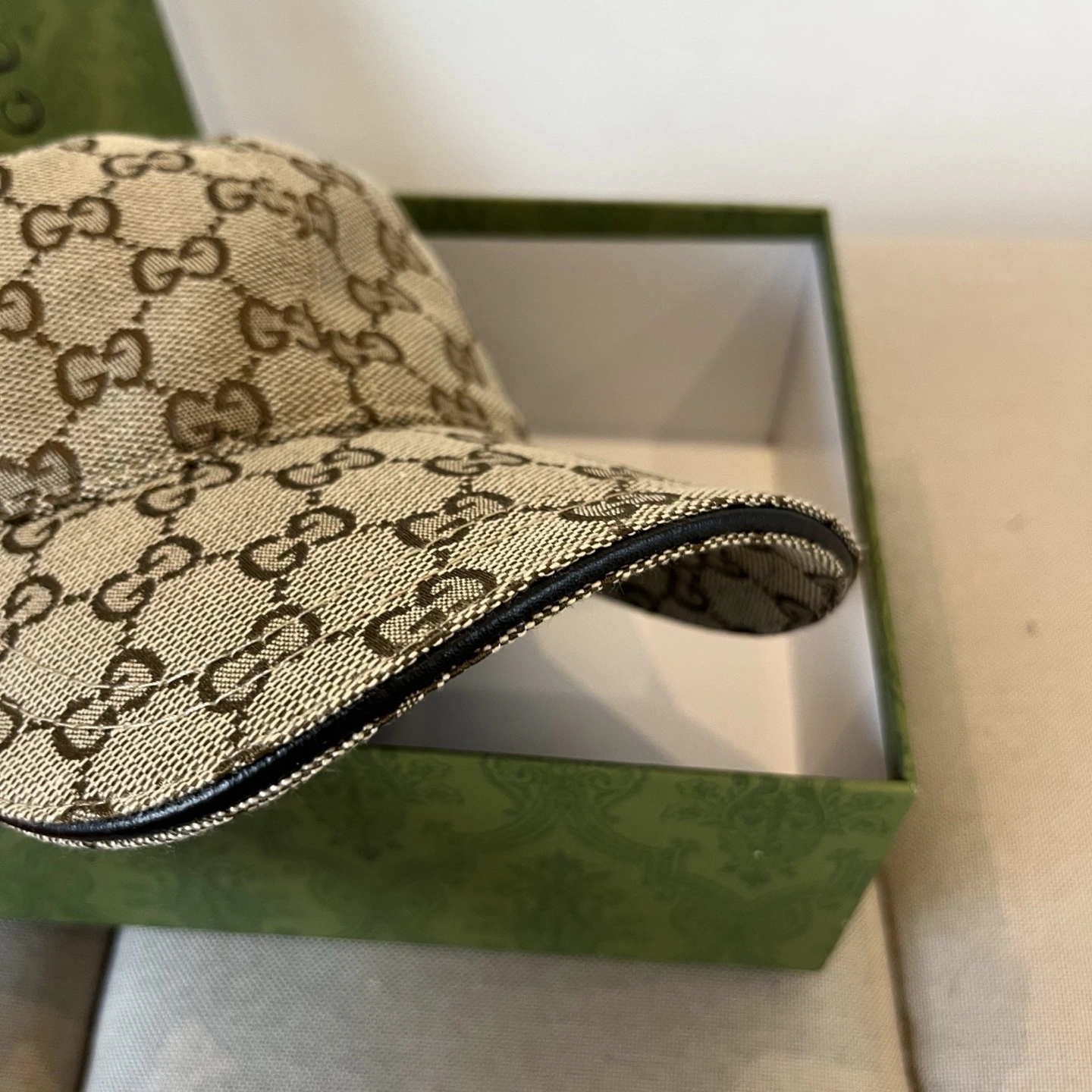 Practical G*ucci Hats Top XX250410- 17422