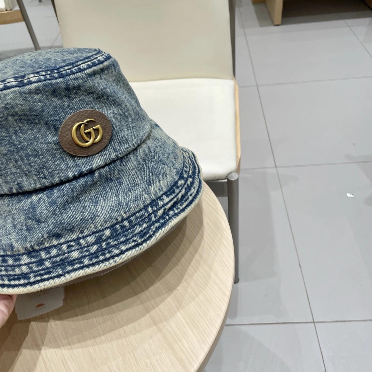 TravelReady G*ucci Hats Top XX250411- 17361