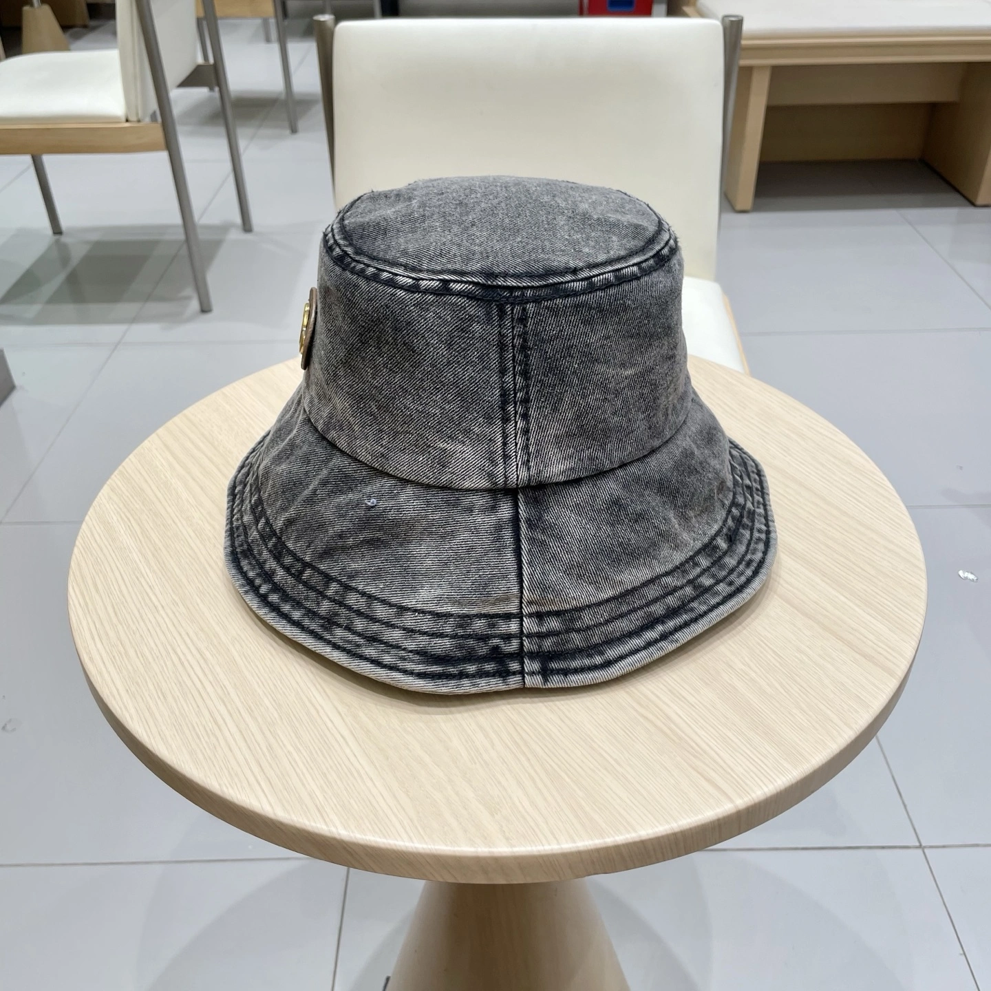 TravelReady G*ucci Hats Top XX250411- 17361