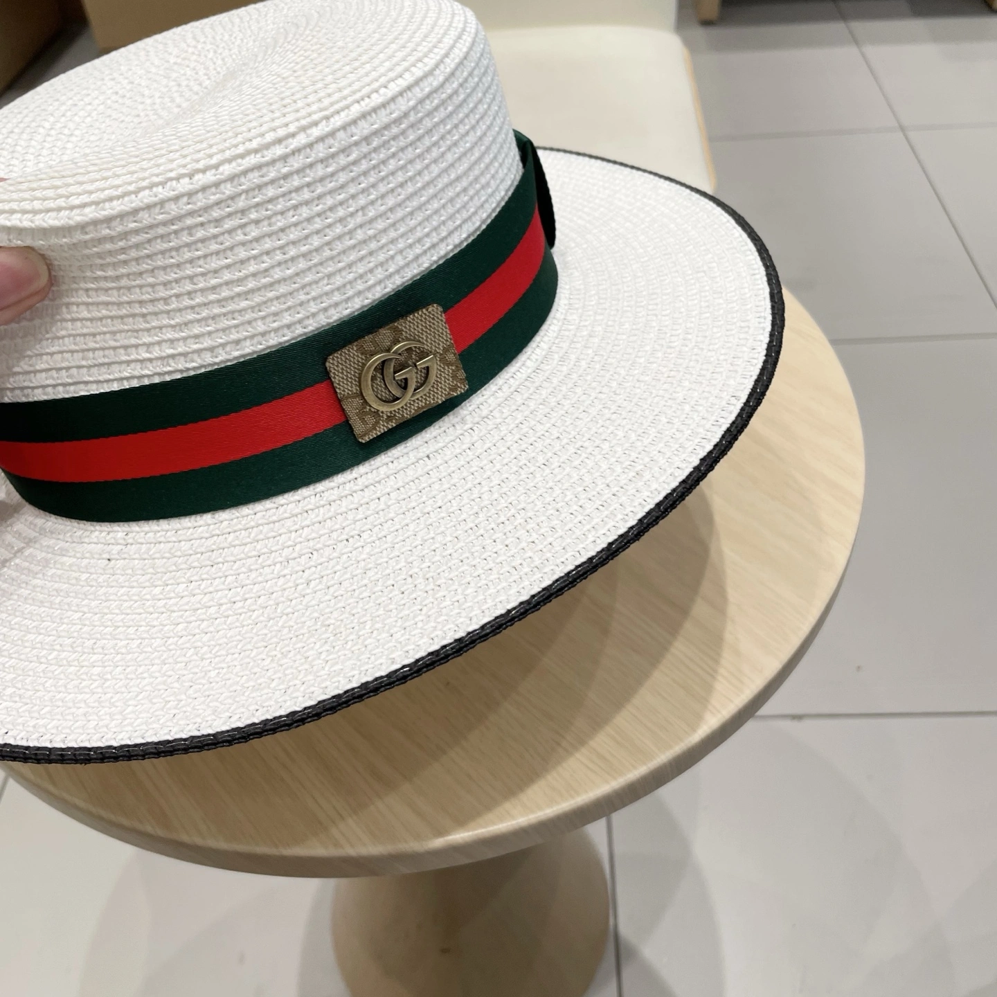 GoAnywhere G*ucci Hats Top XX250413- 17291