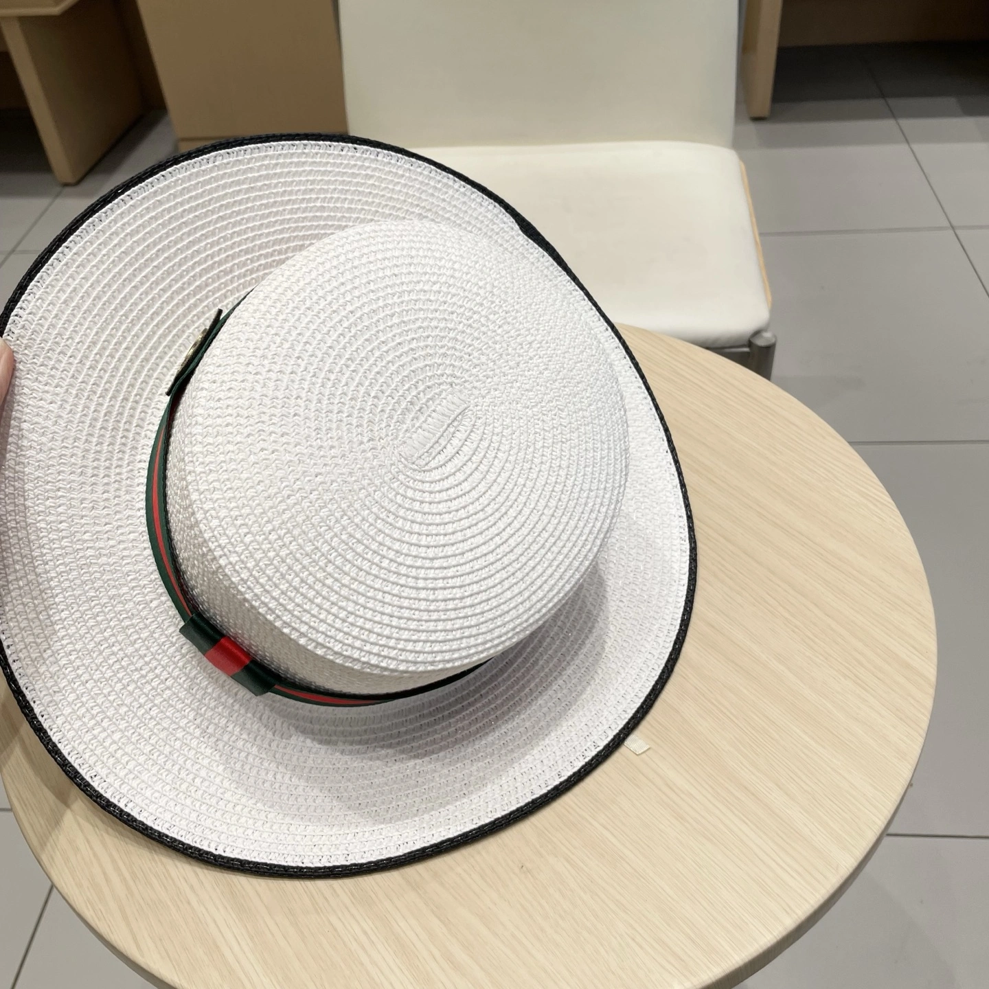 GoAnywhere G*ucci Hats Top XX250413- 17291